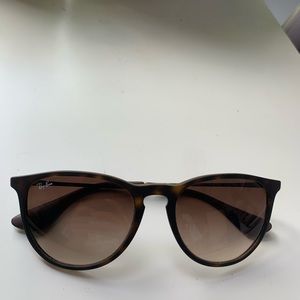 Genuine Ray Ban sunglasses Erika style